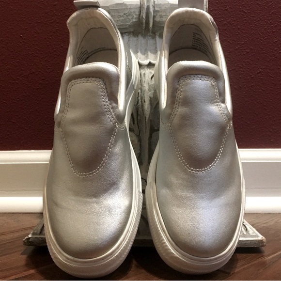 Steve Madden Shoes - Steve Madden Silver Slip On Sneakers Sz 7